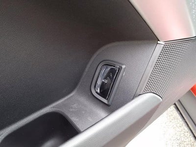 2025 Cadillac LYRIQ Luxury 2