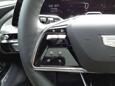 2025 Cadillac LYRIQ Luxury 2