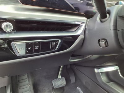 2025 Cadillac LYRIQ Luxury 2