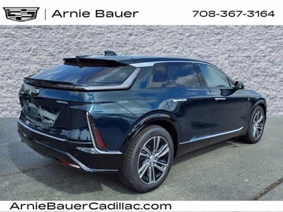 2025 Cadillac LYRIQ Luxury 2