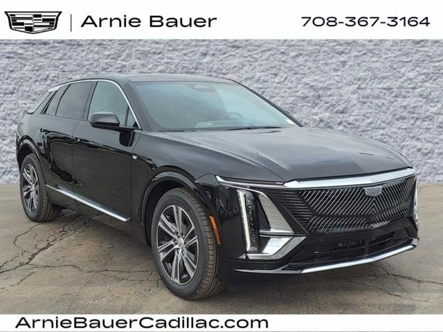 2025 Cadillac LYRIQ Luxury 2