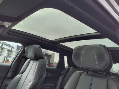 2025 Cadillac LYRIQ Luxury 2