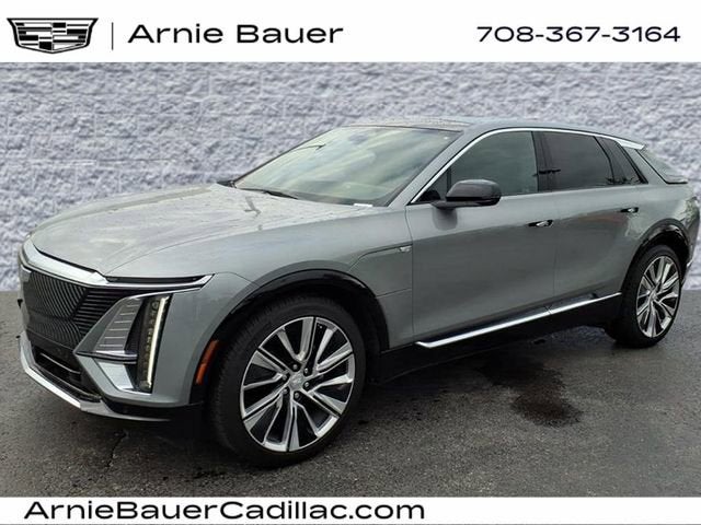 2025 Cadillac LYRIQ Luxury 3