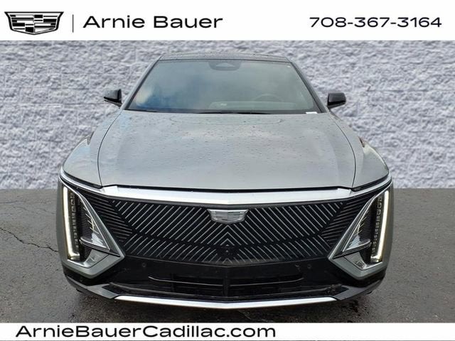 2025 Cadillac LYRIQ Luxury 3