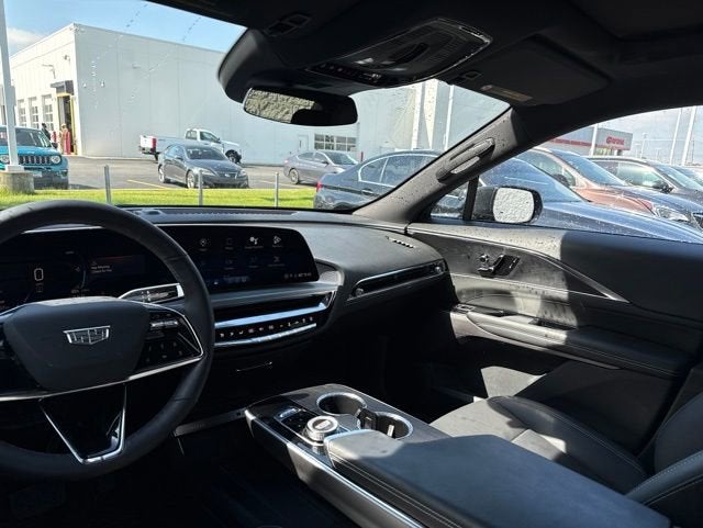 2024 Cadillac LYRIQ Sport 1