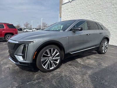 2025 Cadillac LYRIQ Luxury 3