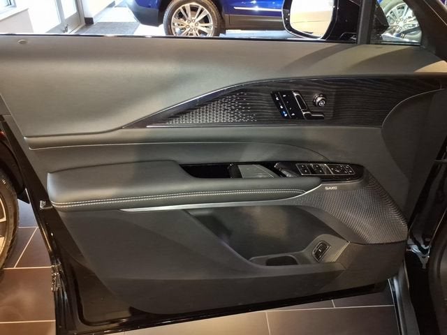 2027 Cadillac LYRIQ Signature Luxury