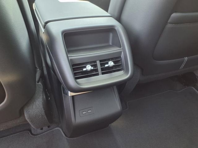 2025 Cadillac LYRIQ Sport 1