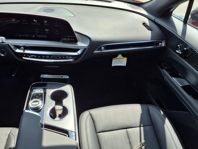 2025 Cadillac LYRIQ Sport 1