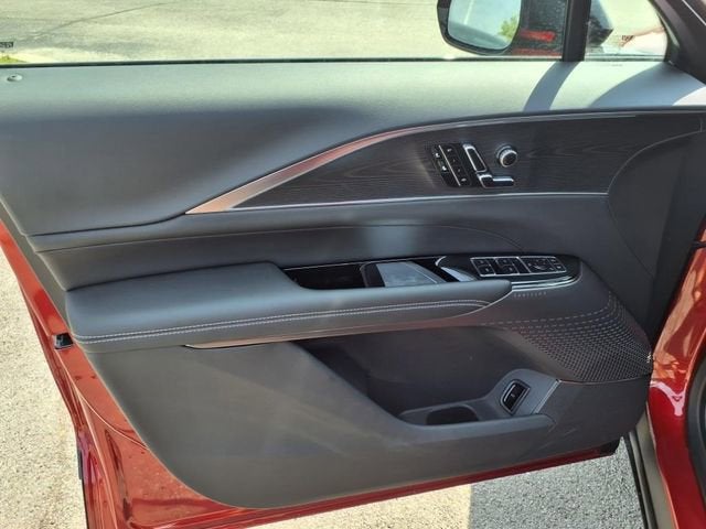 2025 Cadillac LYRIQ Sport 1