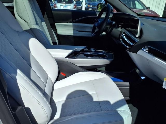 2025 Cadillac LYRIQ Sport 1