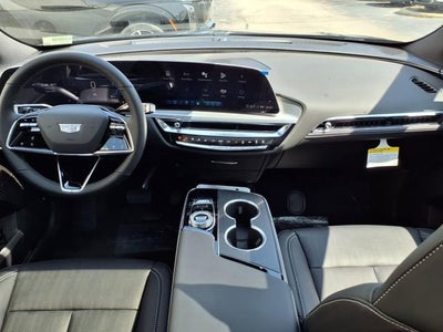 2025 Cadillac LYRIQ Sport 1