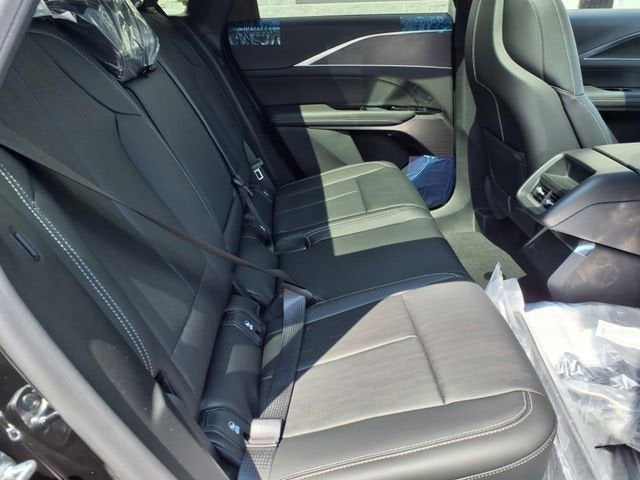 2025 Cadillac LYRIQ Sport 1