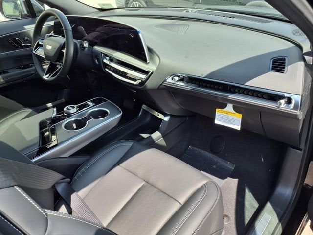 2025 Cadillac LYRIQ Sport 1