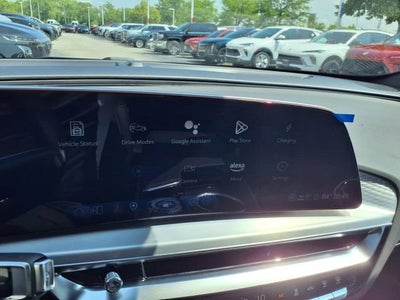 2025 Cadillac LYRIQ Sport 1