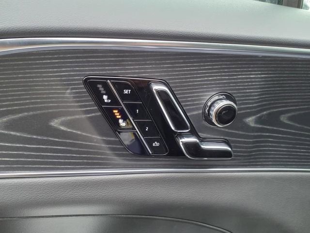 2025 Cadillac LYRIQ Sport 1