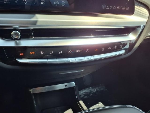 2025 Cadillac LYRIQ Sport 1