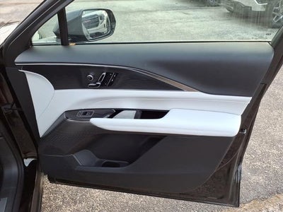 2025 Cadillac LYRIQ Sport 1