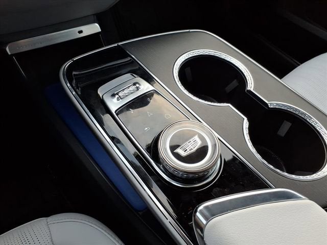 2025 Cadillac LYRIQ Sport 1