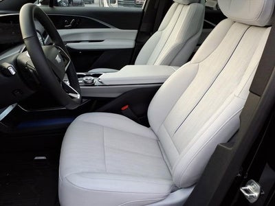 2025 Cadillac LYRIQ Sport 1