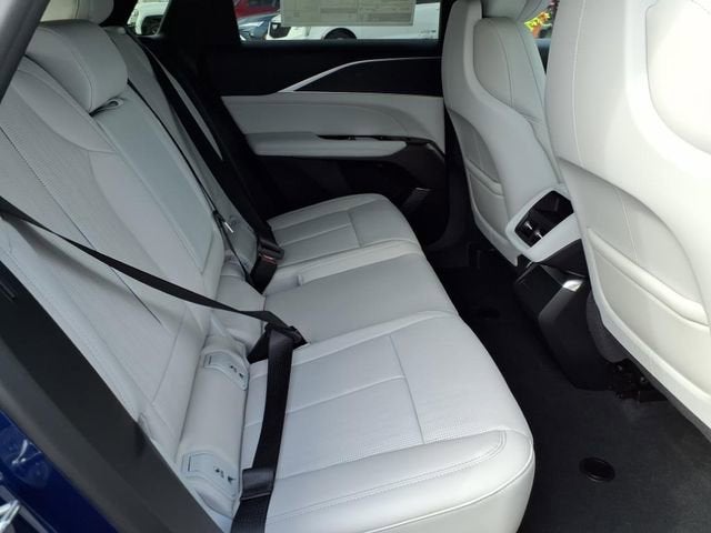 2025 Cadillac LYRIQ Sport 1