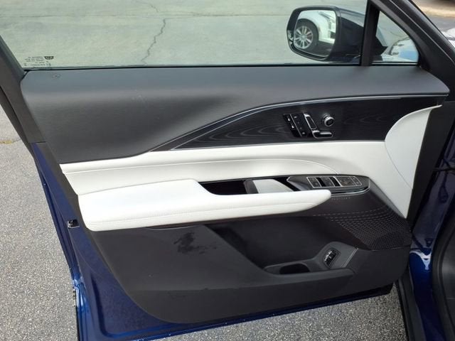 2025 Cadillac LYRIQ Sport 1