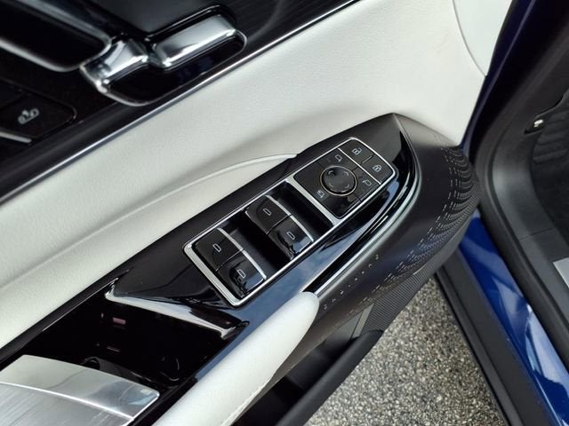 2025 Cadillac LYRIQ Sport 1