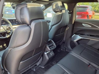 2025 Cadillac LYRIQ Sport 2