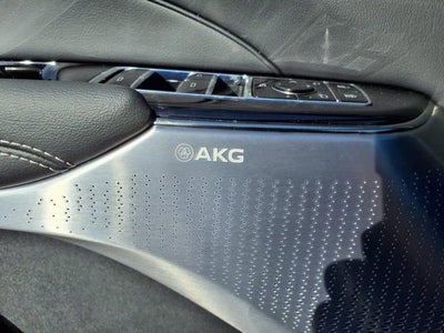 2025 Cadillac LYRIQ Sport 2