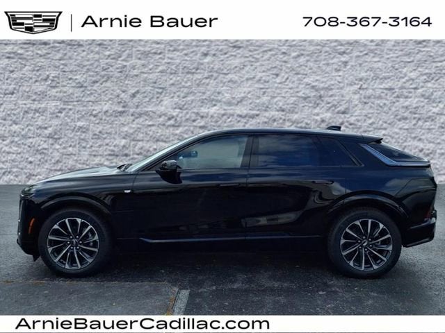 2025 Cadillac LYRIQ Sport 2