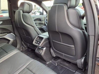 2025 Cadillac LYRIQ Sport 2