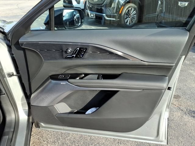 2026 Cadillac LYRIQ Premium Sport