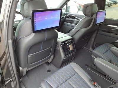 2026 Cadillac ESCALADE IQL Sport