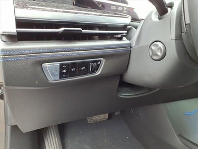 2026 Cadillac ESCALADE IQL Sport