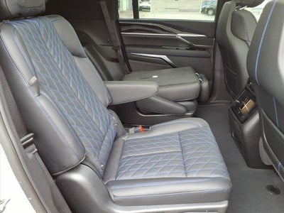 2026 Cadillac ESCALADE IQL Sport