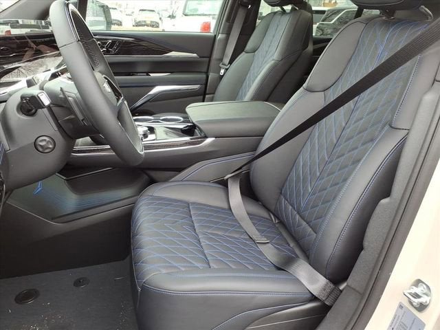 2026 Cadillac ESCALADE IQL Sport