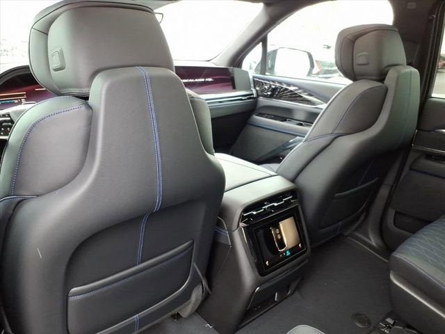 2026 Cadillac ESCALADE IQL Sport