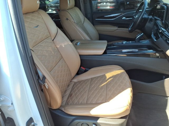 2023 Cadillac Escalade 4WD Premium Luxury