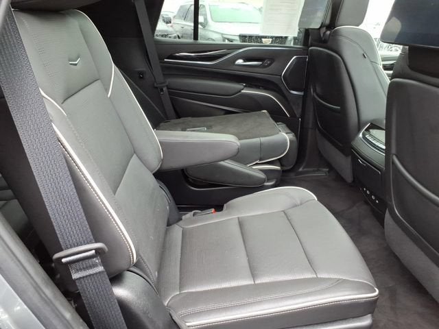 2023 Cadillac Escalade 4WD Sport