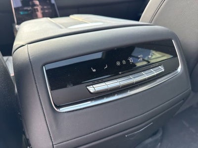 2025 Cadillac Escalade Premium Luxury