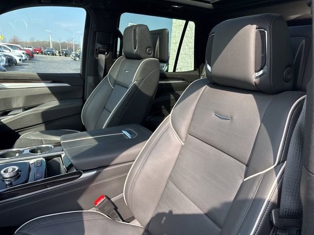 2025 Cadillac Escalade Premium Luxury