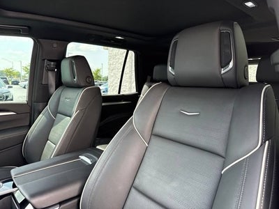 2025 Cadillac Escalade Sport