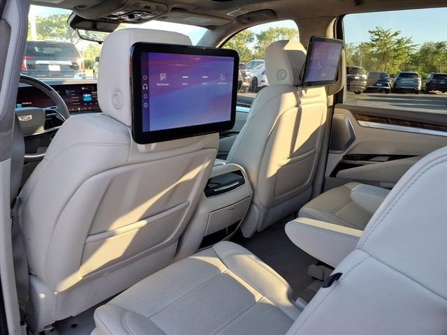 2025 Cadillac Escalade Sport Platinum