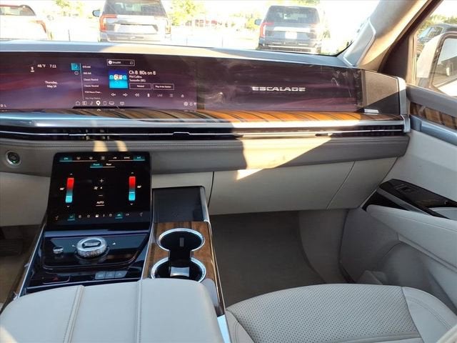 2025 Cadillac Escalade Sport Platinum