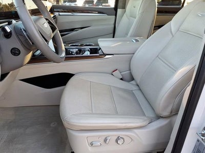2025 Cadillac Escalade Sport Platinum