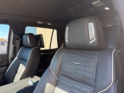 2025 Cadillac Escalade Sport Platinum