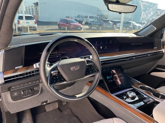 2025 Cadillac Escalade Sport Platinum