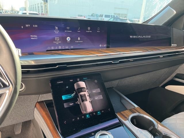 2025 Cadillac Escalade Sport Platinum