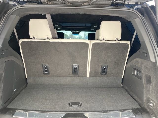 2025 Cadillac Escalade Sport Platinum