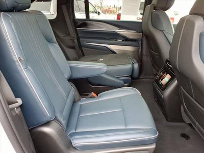 2025 Cadillac ESCALADE IQ Luxury 2